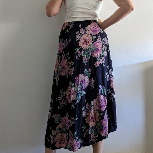 Vintage Jones New York Floral Maxi Skirt - Picture 4 of 8
